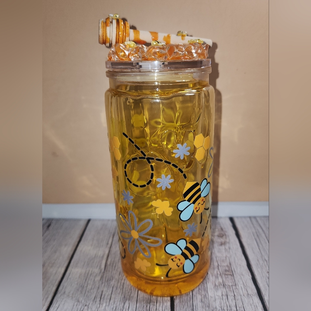 Gotta Love Honey 20oz Tumbler with custom Honey Iced Lid